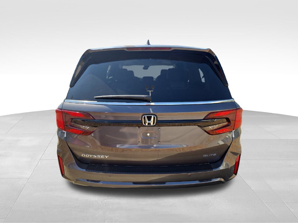 New 2027 Honda Odyssey Elite image 4