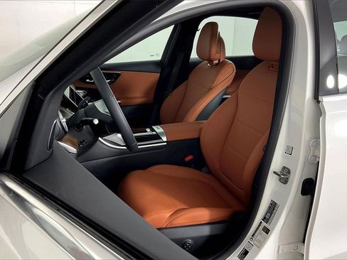New 2026 Mercedes-Benz C 300 C 300 image 9