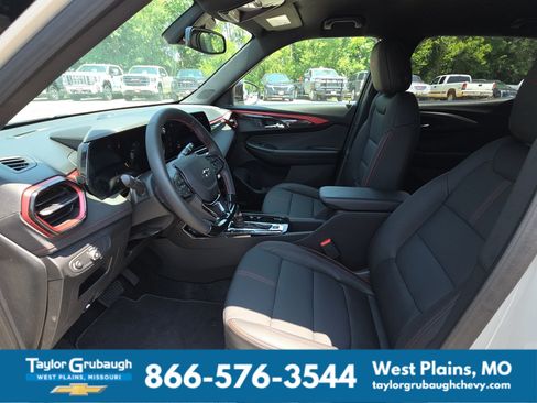 New 2026 Chevrolet TrailBlazer RS w/ Convenience Package FWD image 15