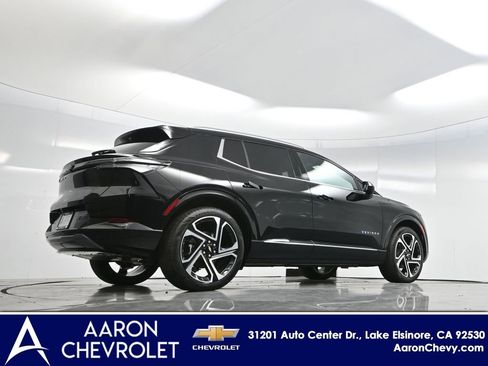 New 2025 Chevrolet Equinox EV LT image 48