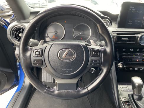 Used 2023 Lexus IS 300 w/ Premium Package RWD image 10