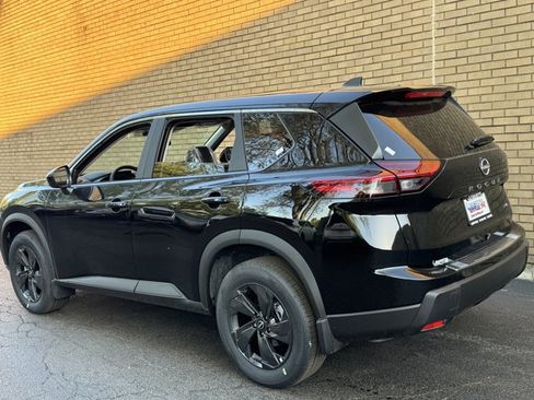 New 2026 Nissan Rogue SV AWD/4WD image 23