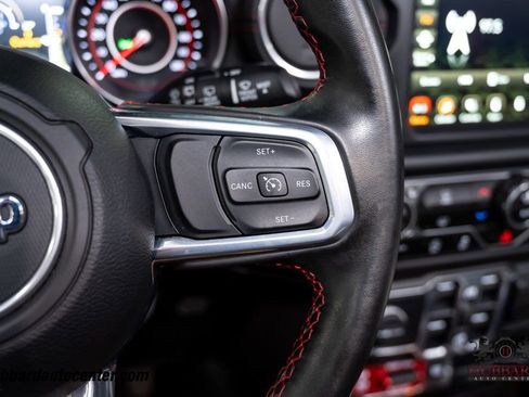 Used 2020 Jeep Wrangler Unlimited Rubicon w/ Quick Order Package 28Y Recon AWD/4WD image 25
