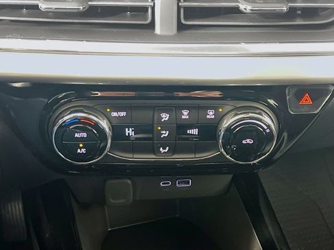 New 2026 Chevrolet Trax LT image 15