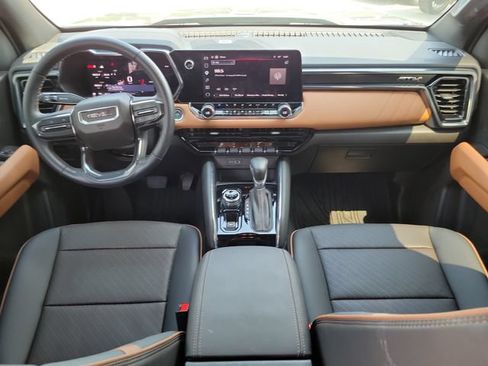 Used 2024 GMC Canyon AT4 w/ AT4 Premium Package AWD/4WD image 15