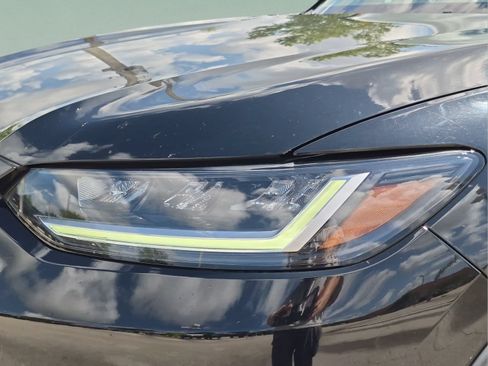Used 2023 Honda HR-V LX image 33