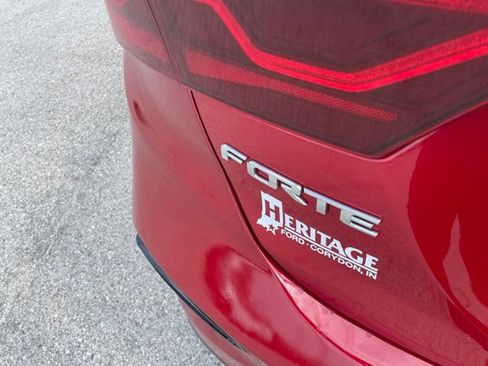 Used 2020 Kia Forte GT FWD image 8