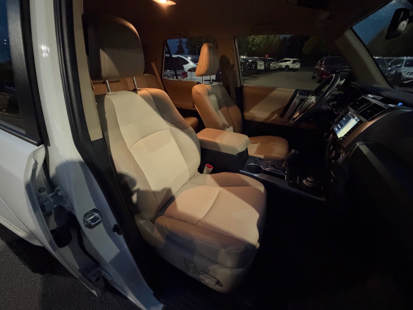 Used 2023 Toyota 4Runner SR5 Premium w/ SR5 Premium Package AWD/4WD image 10