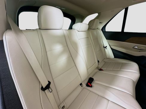 Certified 2020 Mercedes-Benz GLE 350 4MATIC image 37