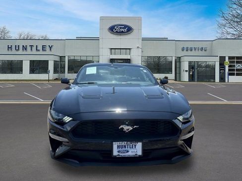 Used 2020 Ford Mustang Coupe RWD image 2