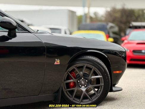 Used 2019 Dodge Challenger R/T Scat Pack w/ Driver Convenience Group RWD image 8
