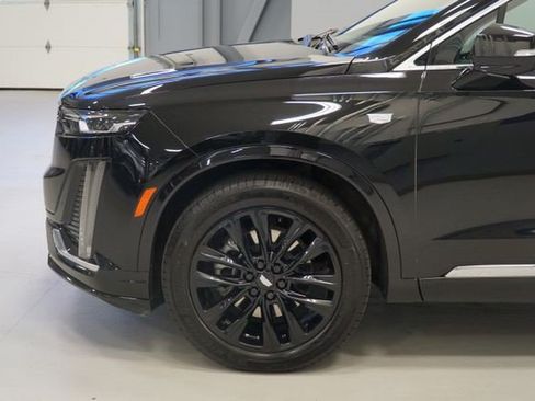 Certified 2024 Cadillac XT6 Luxury w/ LPO, Floor Liner Package AWD/4WD image 11