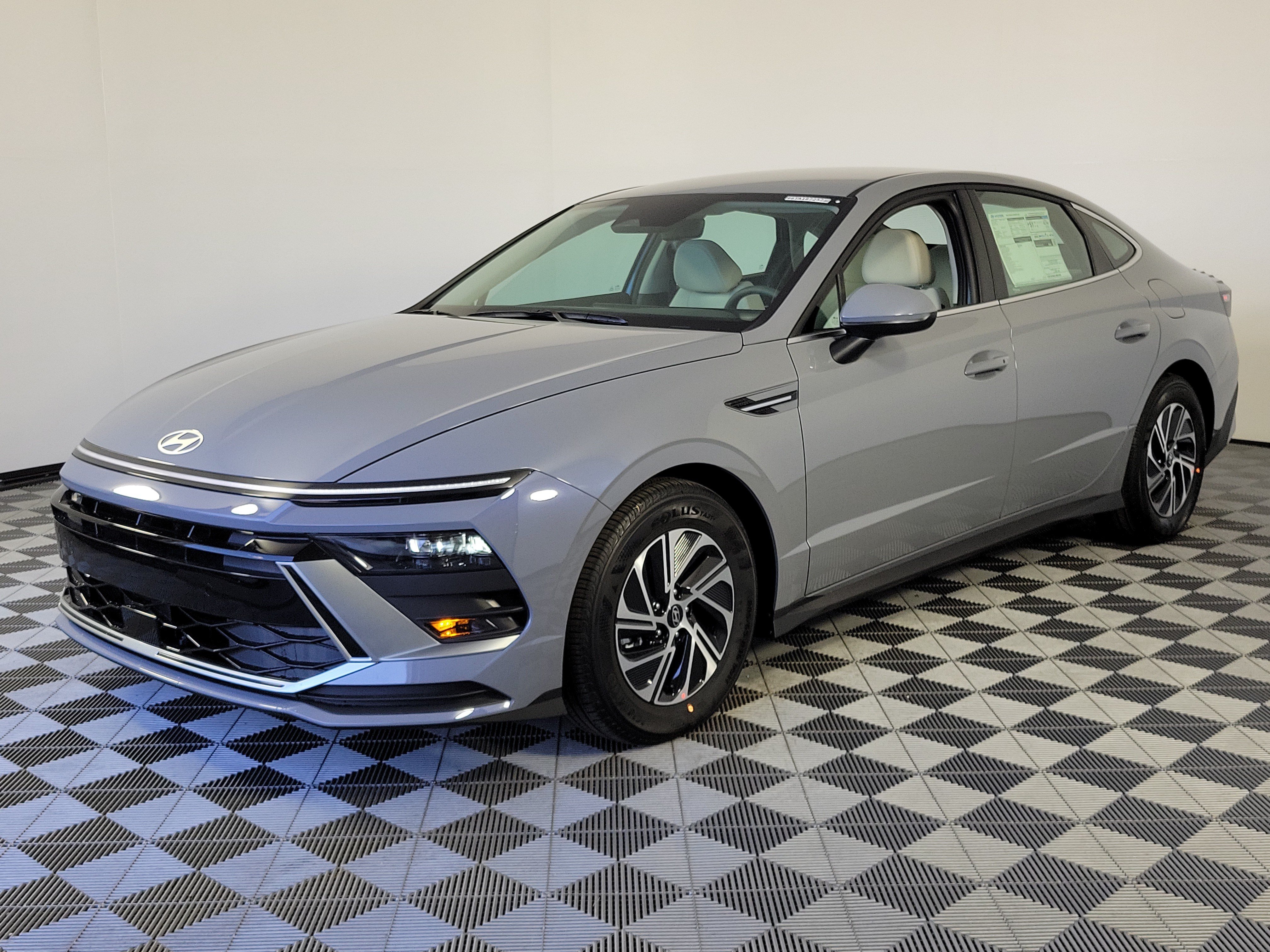 New 2026 Hyundai Sonata Blue FWD image 40