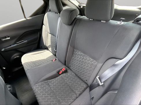 Used 2023 Nissan Kicks SV FWD image 18