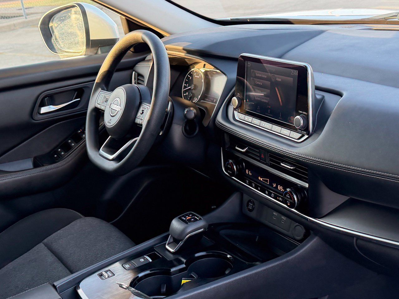 Certified 2024 Nissan Rogue SV FWD image 38