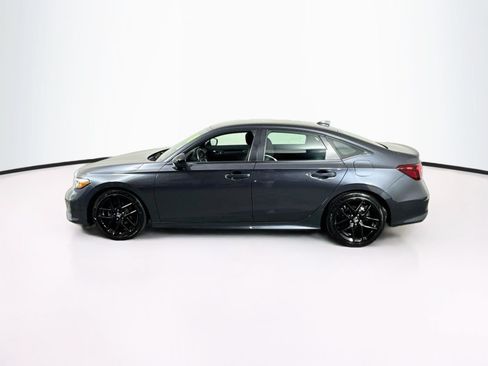 Used 2025 Honda Civic Sport image 4