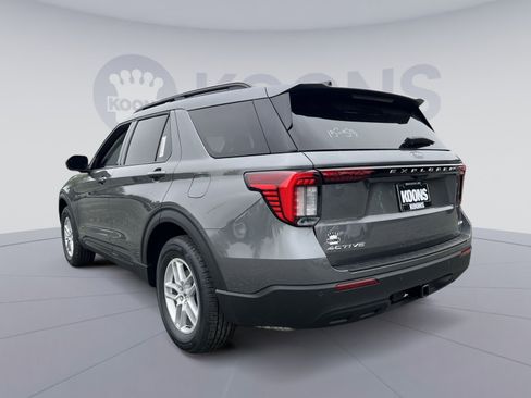 New 2026 Ford Explorer Active AWD/4WD image 4