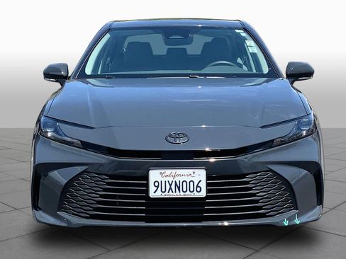 Certified 2025 Toyota Camry LE FWD image 3