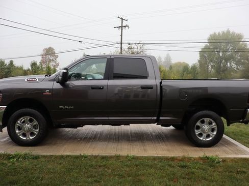Used 2025 RAM 2500 Big Horn image 35