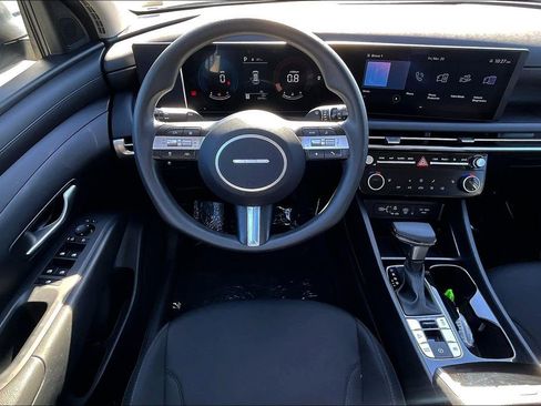 Used 2025 Hyundai Tucson SEL image 8