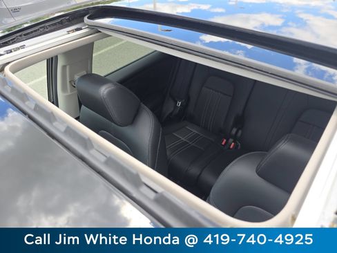 Certified 2024 Honda HR-V EX-L image 11