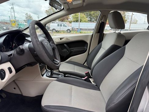 Used 2012 Ford Fiesta S image 8