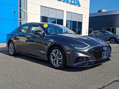 Used 2023 Hyundai Sonata SEL w/ Cargo Package FWD image 3