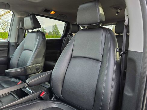 Used 2024 Honda Odyssey EX-L image 23