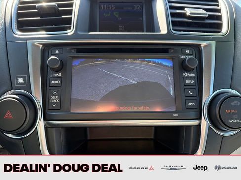 Used 2013 Toyota Highlander Limited AWD/4WD image 21