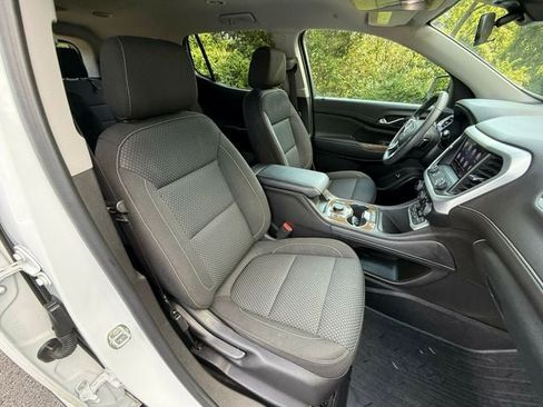 Used 2023 GMC Acadia SLE w/ Driver Convenience Package FWD image 27