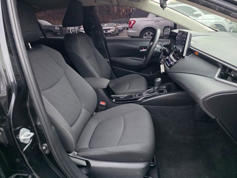 Used 2021 Toyota Corolla LE image 14