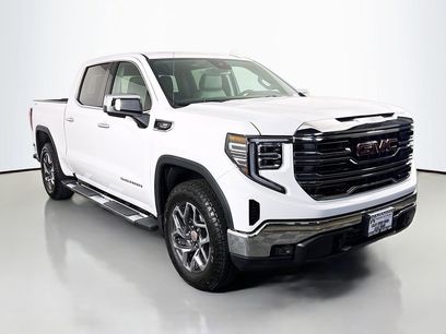 New 2026 GMC Sierra 1500 SLT w/ SLT Premium Package