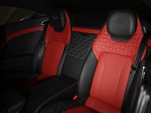 Used 2020 Bentley Continental GT image 7