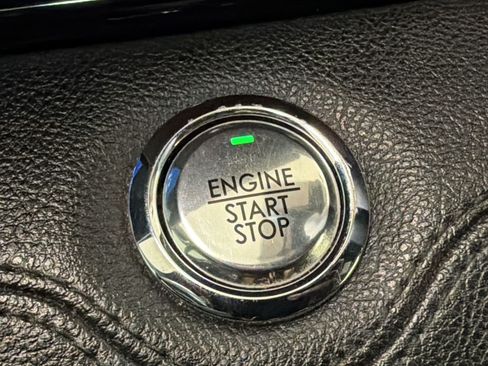 Used 2019 Lincoln Navigator Reserve w/ Cargo Package AWD/4WD image 16