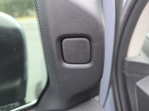 New 2026 Honda Odyssey Touring image 10