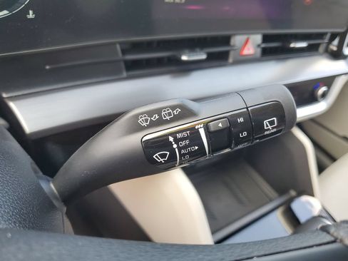 Certified 2024 Kia Sportage EX AWD/4WD image 13