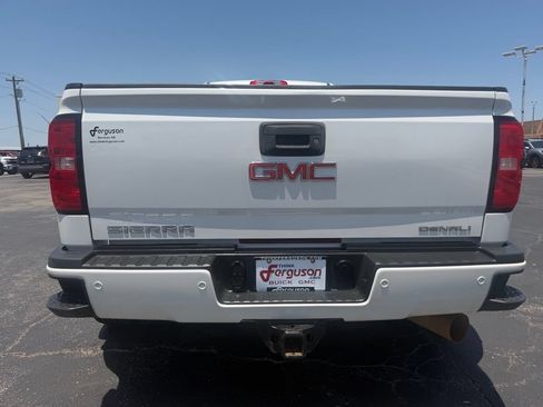 Used 2018 GMC Sierra 3500 Denali w/ Duramax Plus Package AWD/4WD image 17