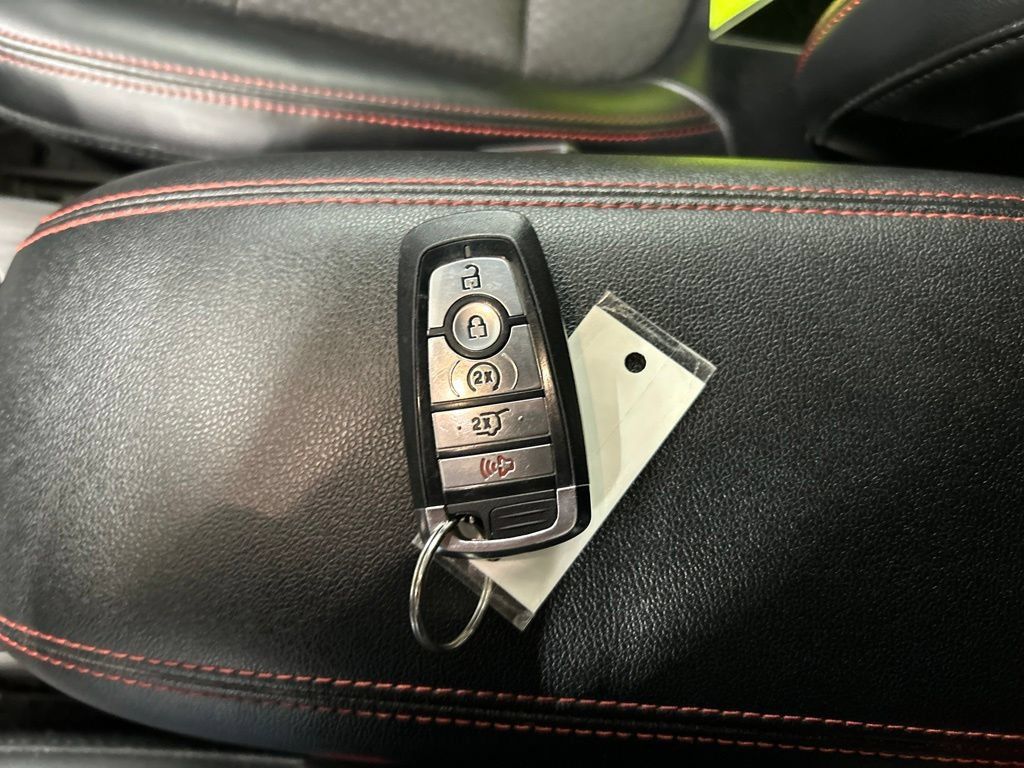 Used 2024 Ford Escape ST-Line AWD/4WD image 23