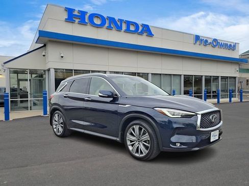 Used 2021 INFINITI QX50 Sensory w/ Cargo Package AWD/4WD image 3