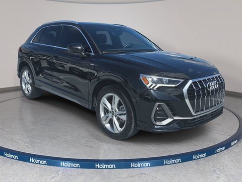Used 2022 Audi Q3 2.0T Premium Plus AWD/4WD image 4