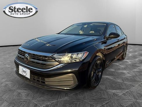 New 2024 Volkswagen Jetta SE image 1