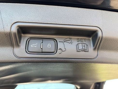 Used 2026 Ford Explorer ST-Line w/ ST-Line Street Pack AWD/4WD image 26