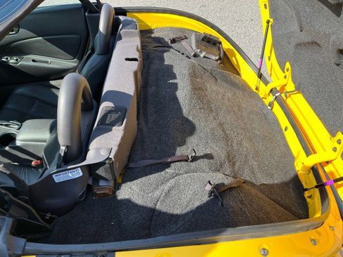 Used 2002 Chrysler Prowler image 35