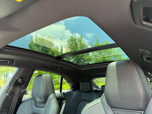 New 2025 Porsche Macan 4S Electric image 19