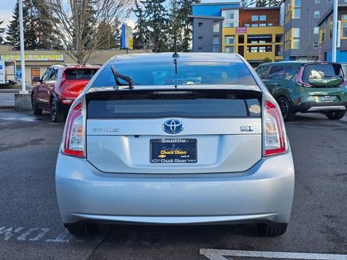 Used 2013 Toyota Prius Three w/ Solar Roof Pkg image 5