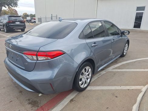 Used 2020 Toyota Corolla LE image 6