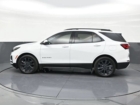 Used 2024 Chevrolet Equinox RS FWD image 2