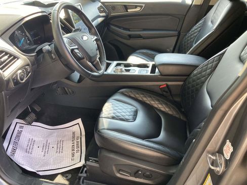 Used 2024 Ford Edge Titanium image 20