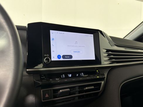 Used 2026 Toyota Camry SE FWD image 21