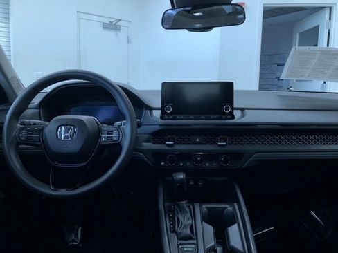 Used 2023 Honda Accord EX image 16